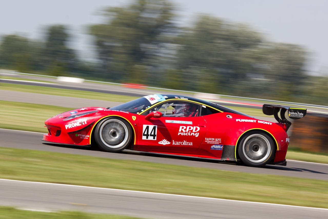 12BET sports motorsports